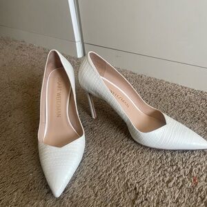 Stuart Weitzman Cream Textured Heels